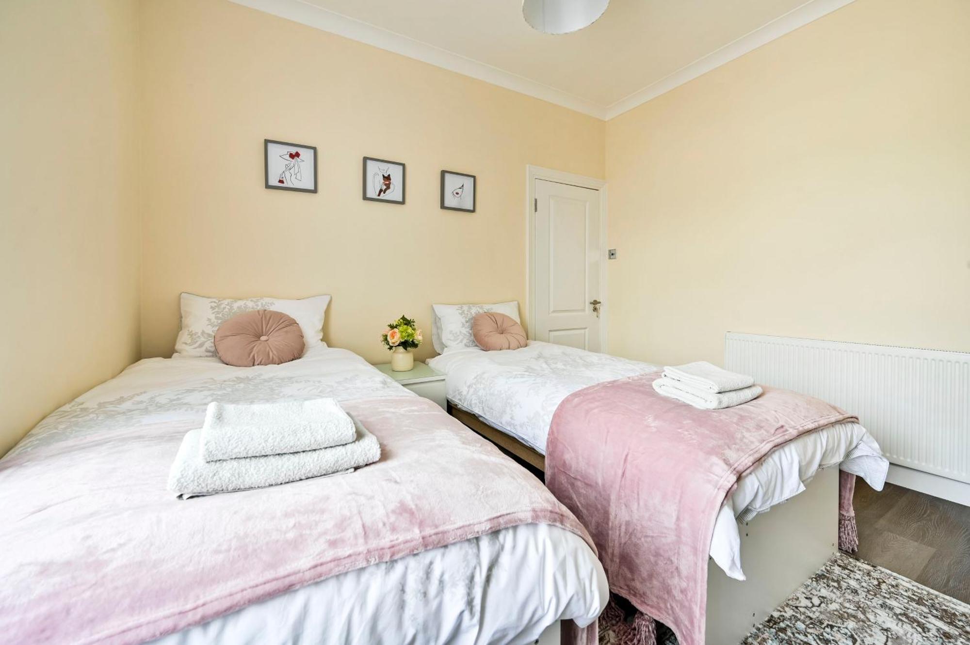 A Two Bedroom A Stride Away From Meridian Greenwich Londra Dış mekan fotoğraf